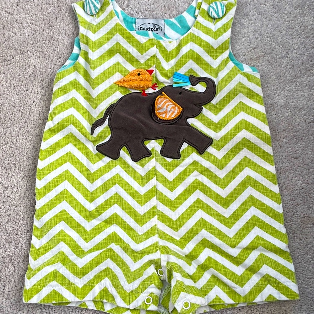 Mud Pie 9-12 month (fits like 3-6)